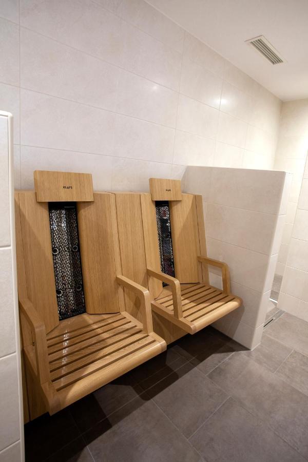 Haus Hubertus Hotel Winterspelt ภายนอก รูปภาพ